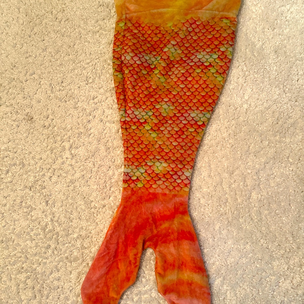 Mermaid tail blanket